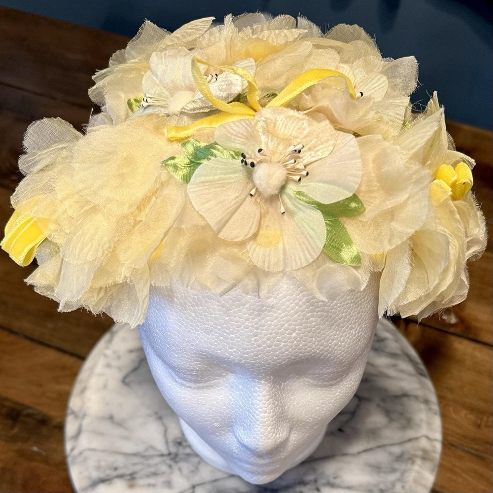 VTG 1950s 50s MCM Women Cream Floral Yellow Velvet Trim Hat Cap‎ Lace Lined